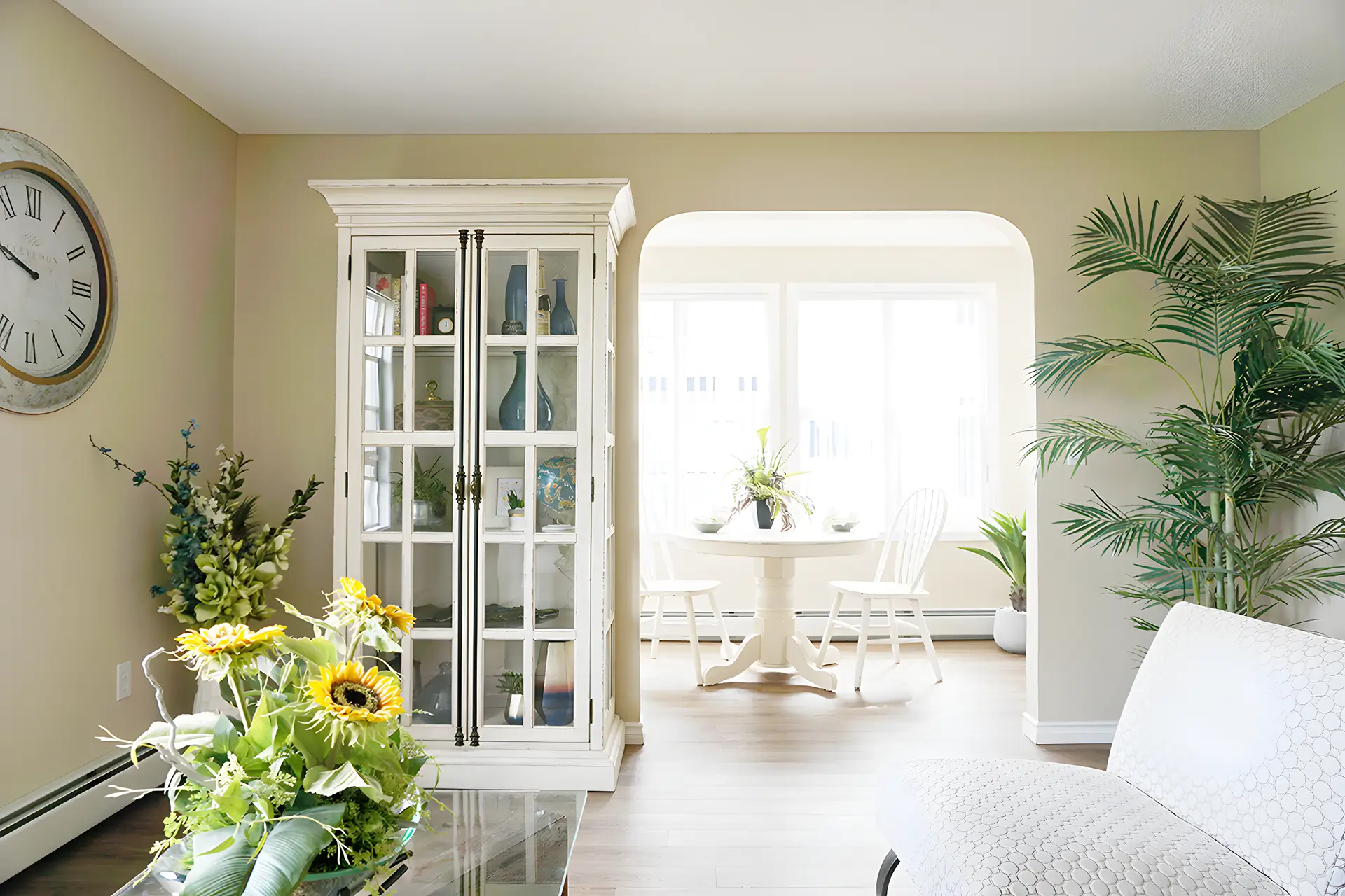 image-rocky-ridge_interior-1